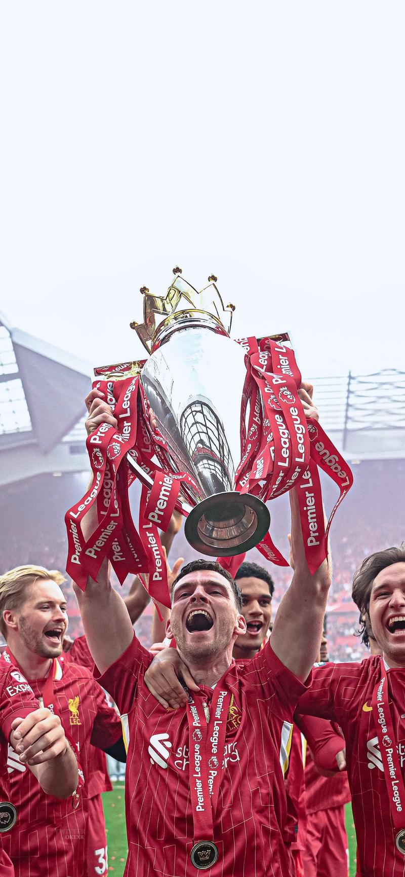 图片报：格雷茨卡的拜仁生涯可能将结束，拜仁寻找年轻替代者（图片报：格雷茨卡或告别拜仁，球队正物色年轻接班人）