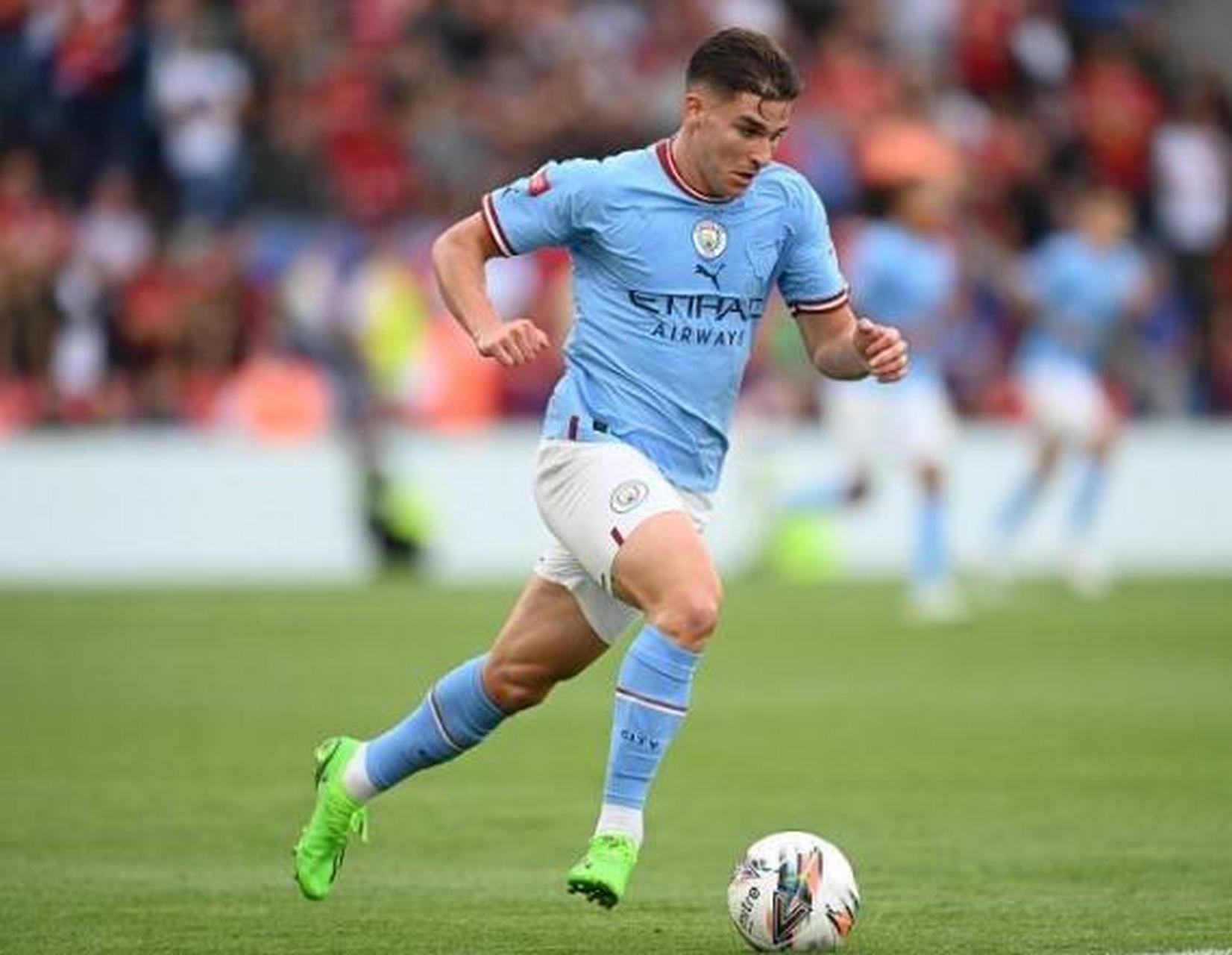 ESPN：上海海港已得知奥斯卡心脏问题，愿意为其提供治疗帮助（ESPN：上海海港知悉奥斯卡心脏状况，愿提供医疗援助）