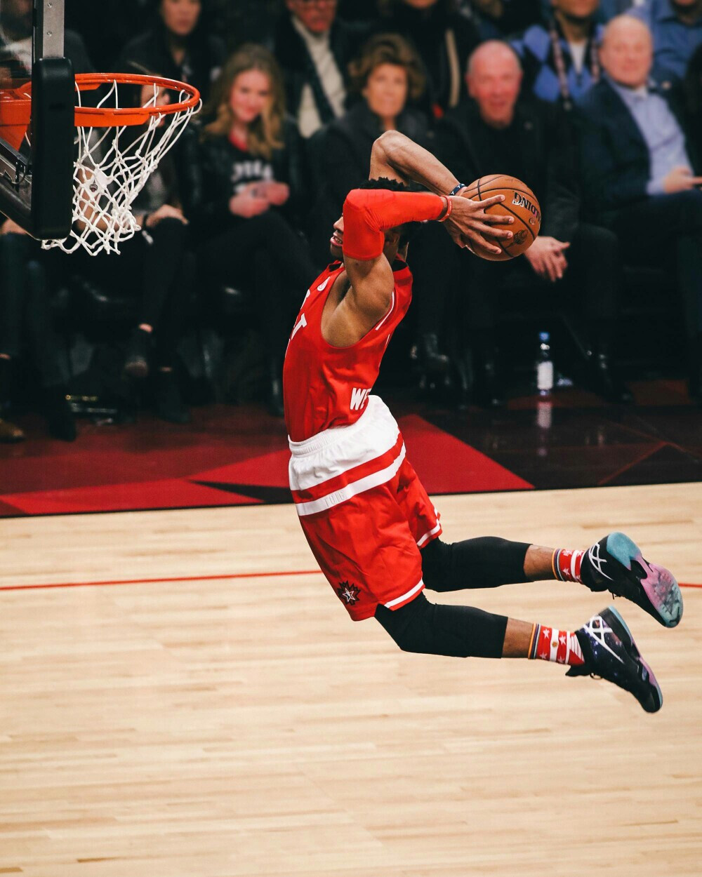 欧冠连续赛季进球纪录：本泽马、梅西连续18赛季进球第1（欧冠连续赛季进球之最：梅西、本泽马18季连破门并列第一）