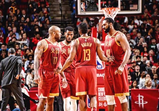 懂球译站 ｜ 英超想卫冕，为何这么难？（懂球译站 ｜ 英超卫冕之路，为何步步维艰？）