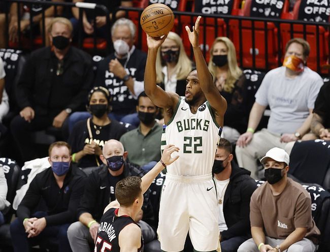 古利特：意甲仅国米有机会赢欧冠；尤文过去很强但如今很挣扎（古利特：意甲争欧冠唯国米可期；尤文昔日强势今陷低迷）