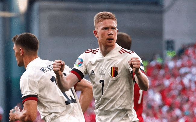 穆雷35+10两双，个人投进9记三分，三分命中率达50%（穆雷砍下35+10大两双，三分命中9球命中率50%）